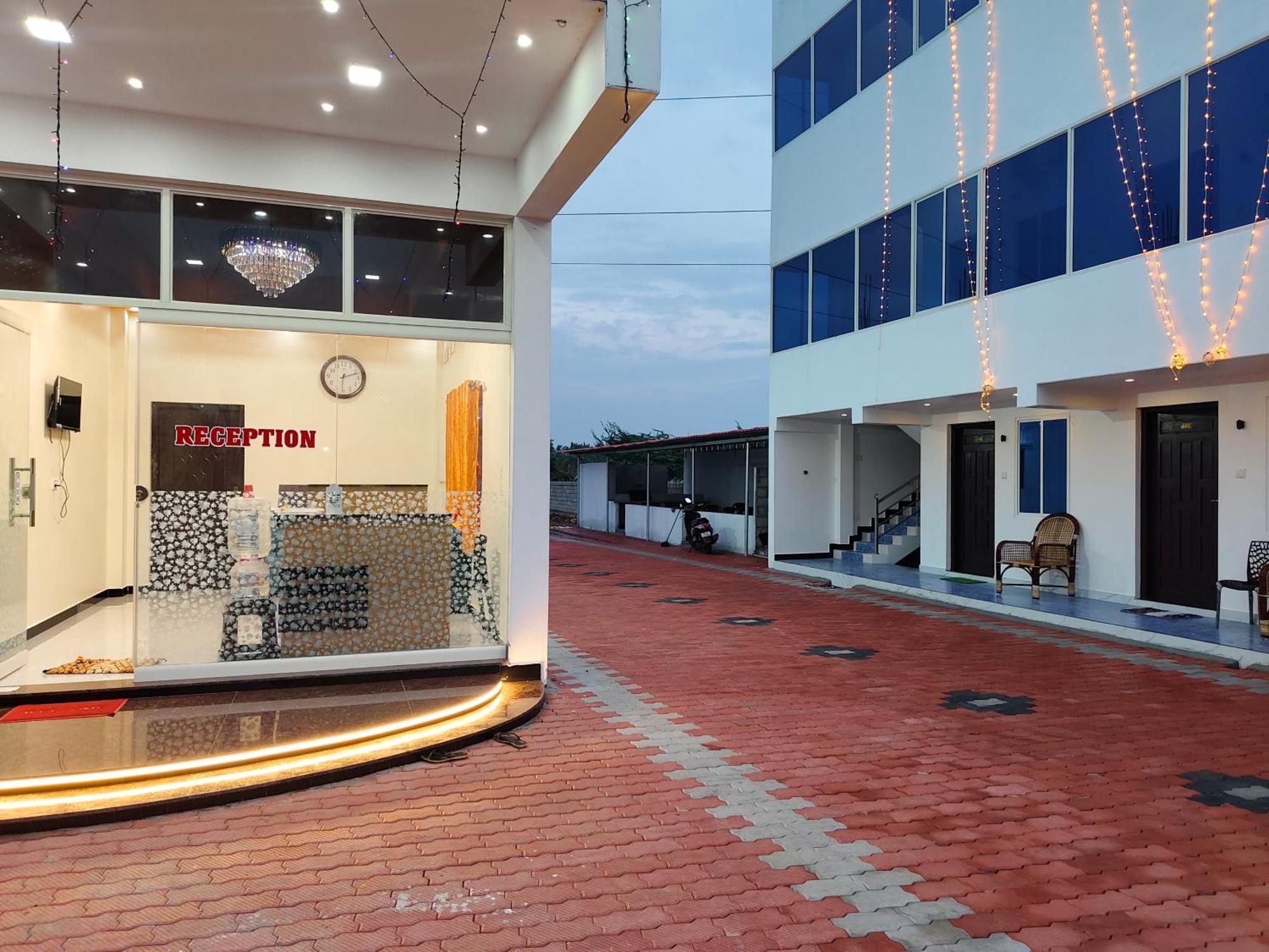 Hotel Sonia Mahi Inn Kanyakumari Exteriör bild