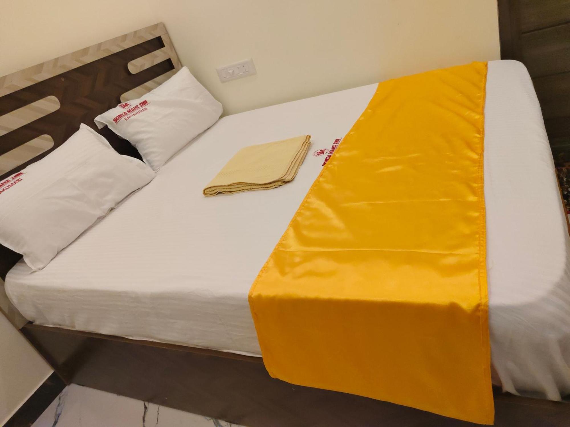 Hotel Sonia Mahi Inn Kanyakumari Rum bild