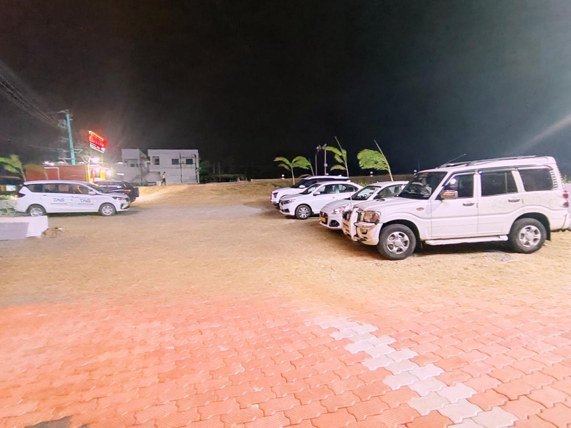 Hotel Sonia Mahi Inn Kanyakumari Exteriör bild